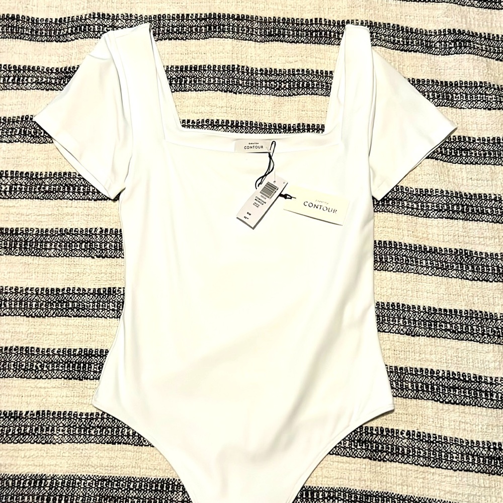 Brand new Aritzia contour bodysuit